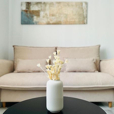Behappy Salitre - Con Aparcamiento Apartment Malaga Luaran gambar