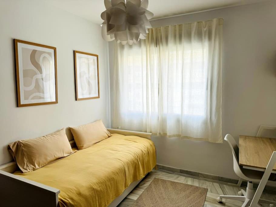 Behappy Salitre - Con Aparcamiento Apartment Malaga Luaran gambar